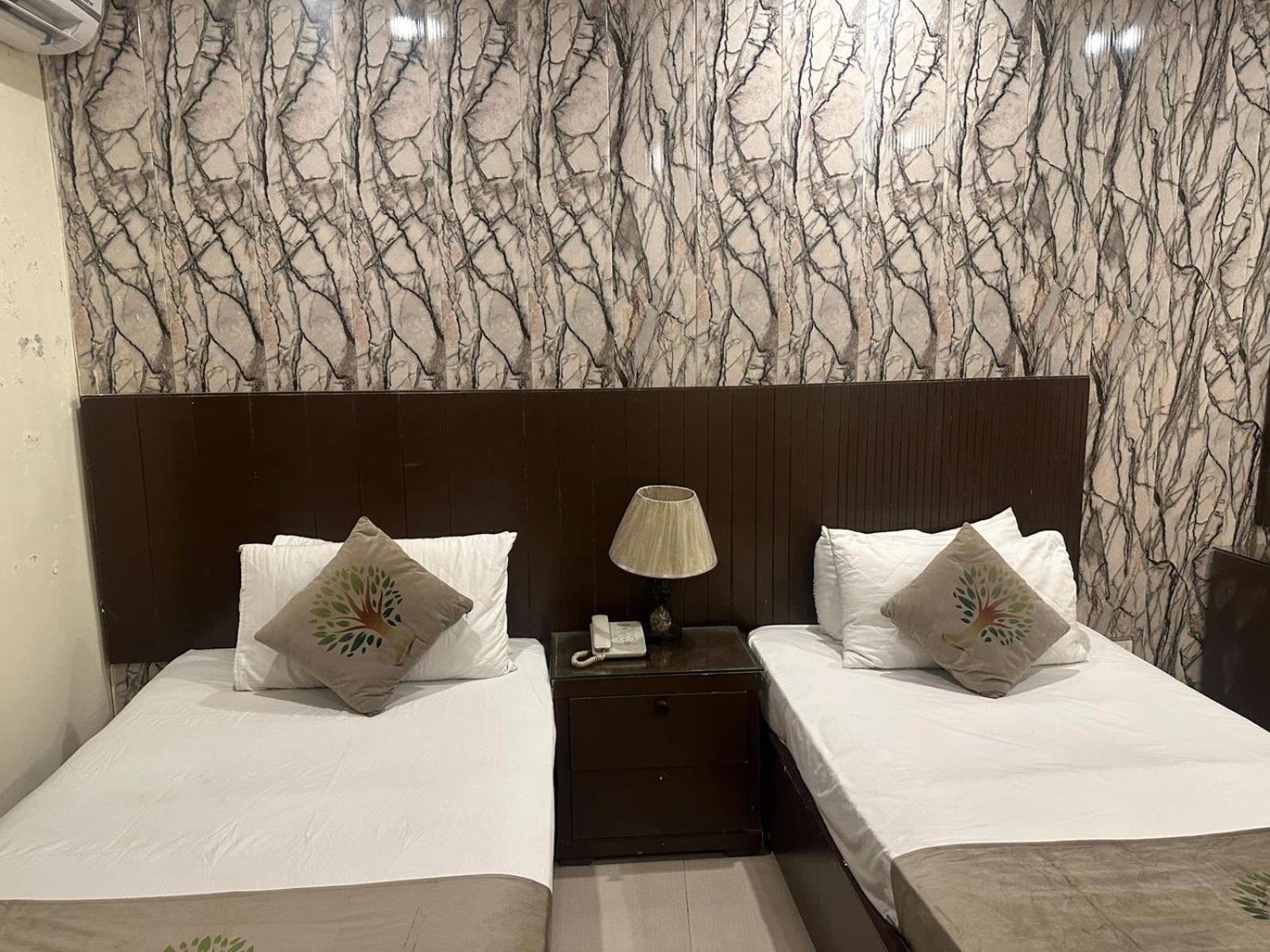 Green Fort Hotel Lahore Buitenkant foto