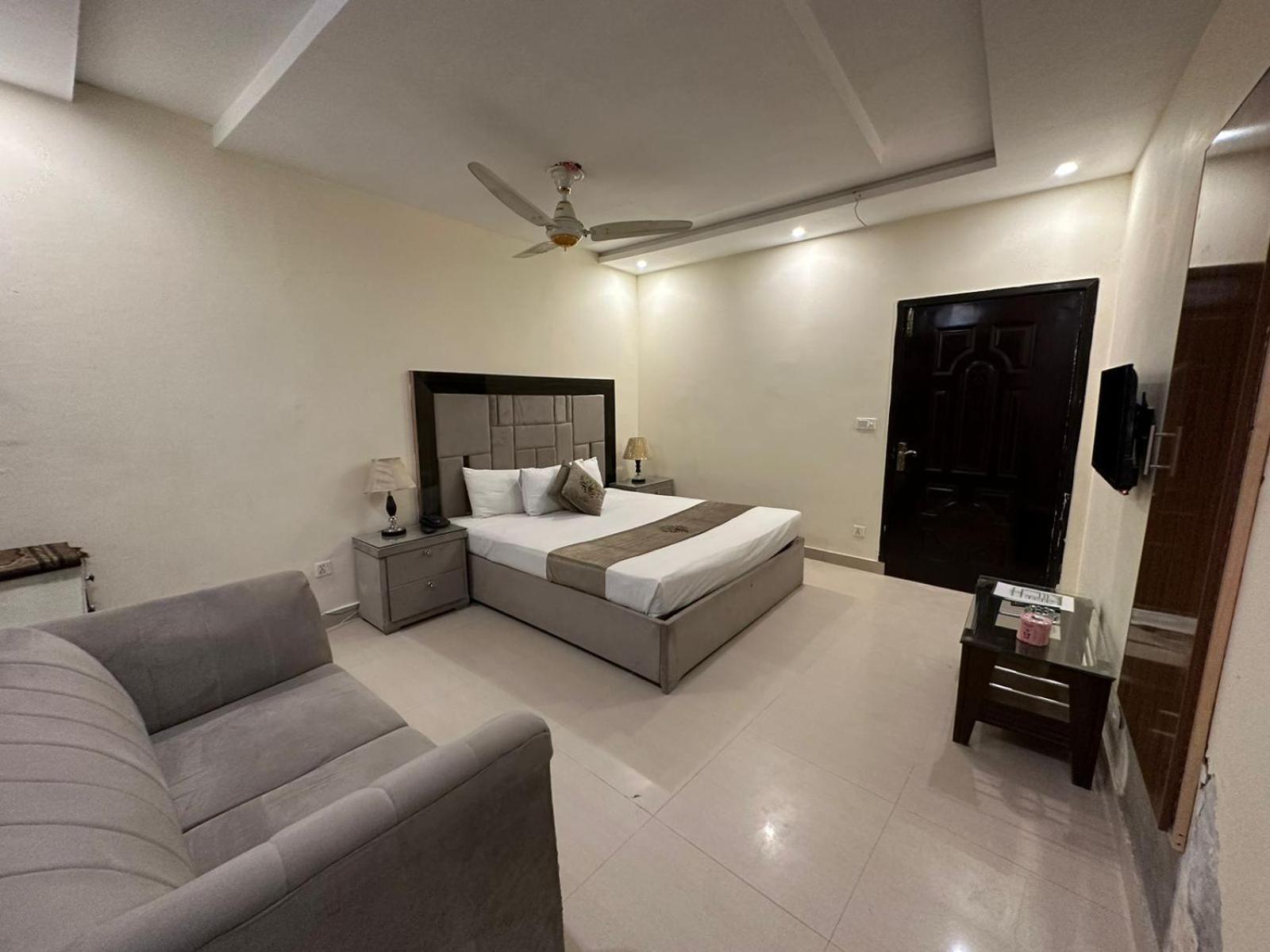 Green Fort Hotel Lahore Buitenkant foto
