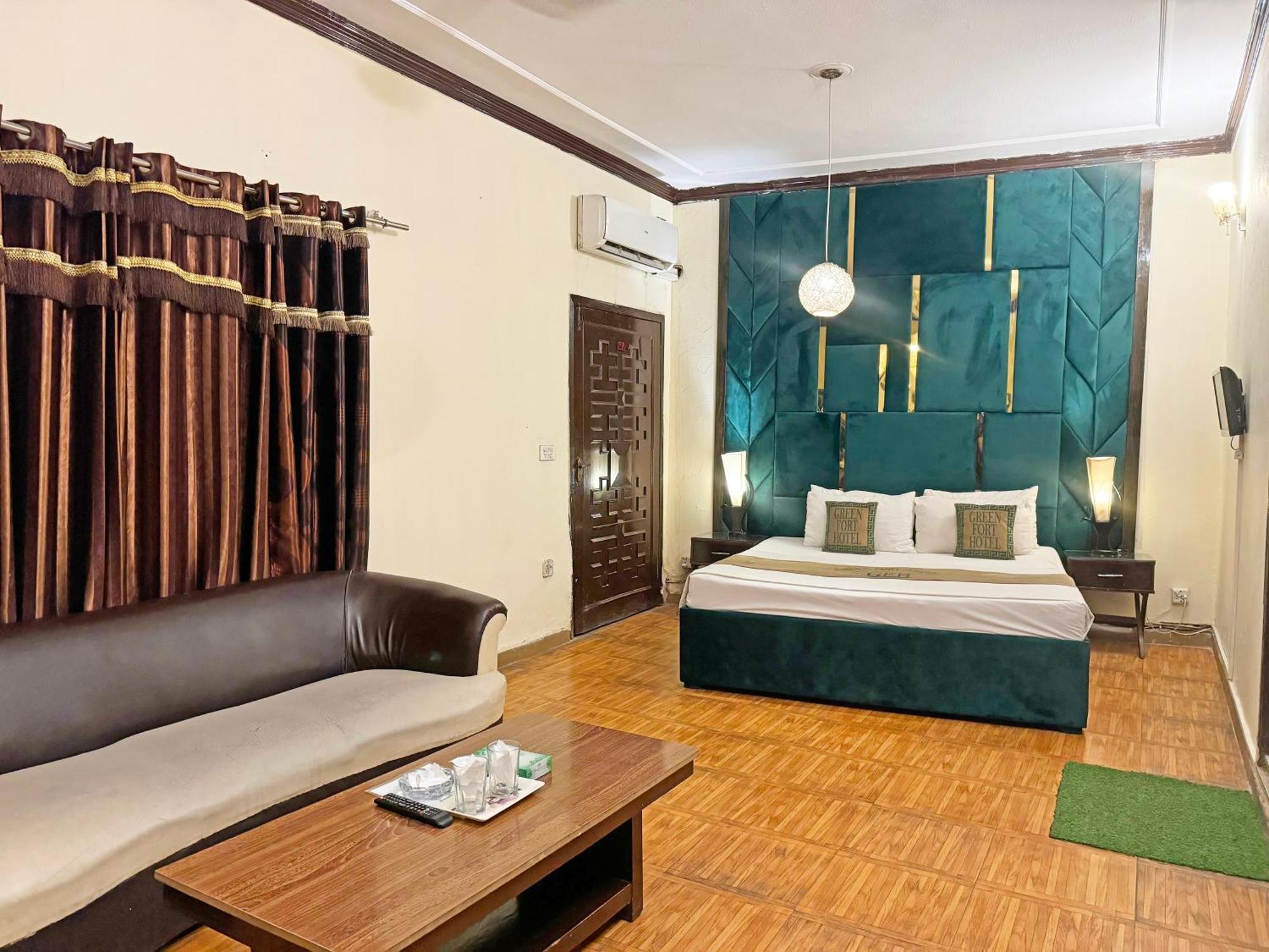 Green Fort Hotel Lahore Buitenkant foto