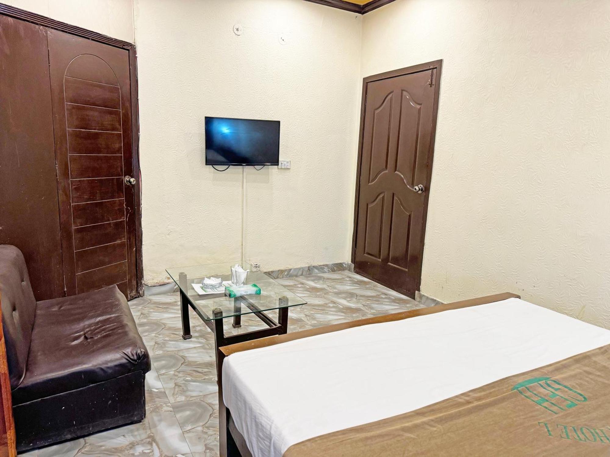 Green Fort Hotel Lahore Buitenkant foto