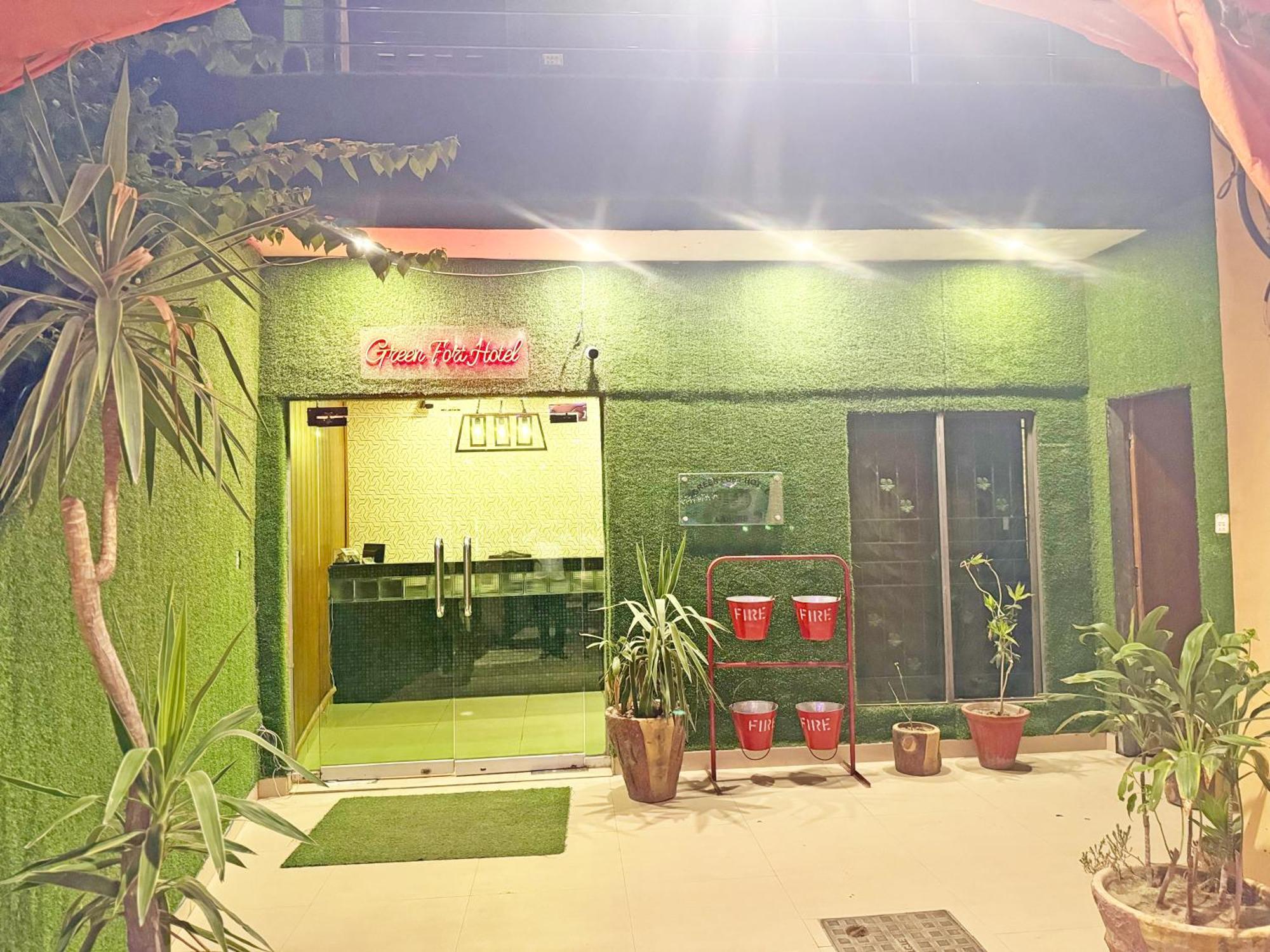 Green Fort Hotel Lahore Buitenkant foto