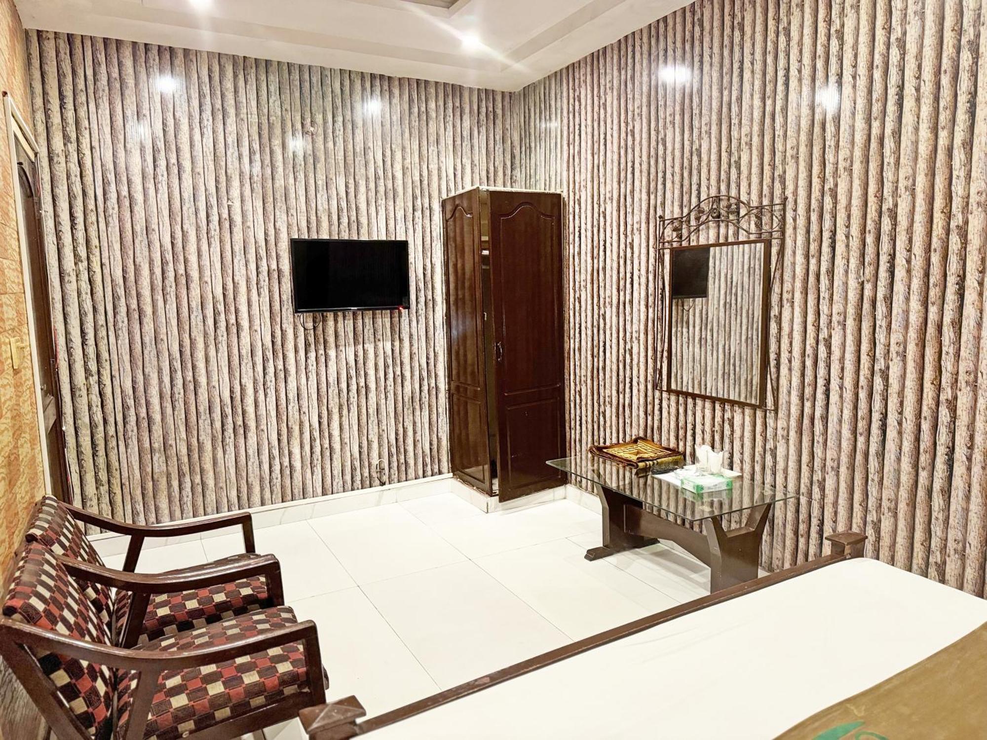Green Fort Hotel Lahore Buitenkant foto