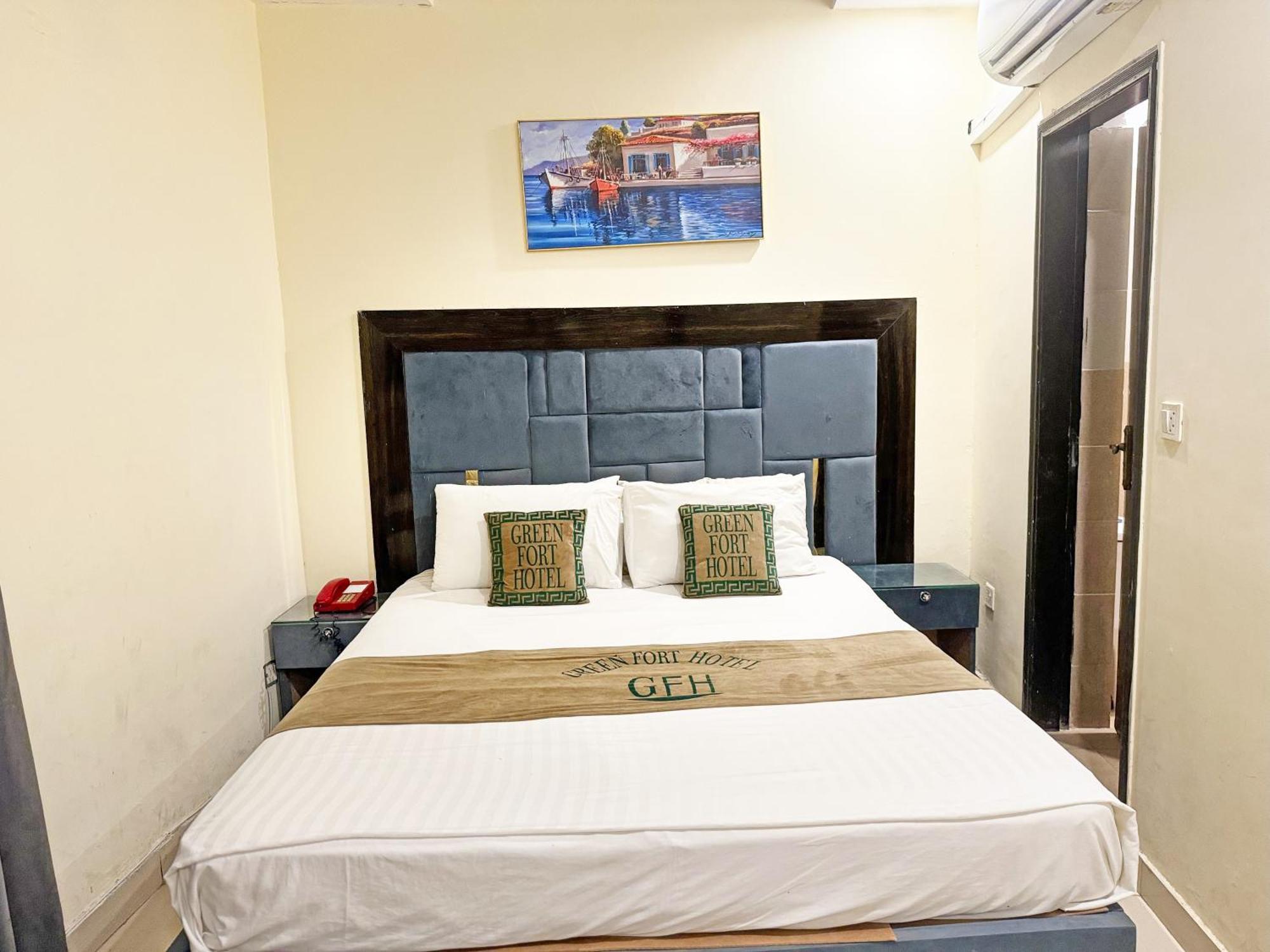 Green Fort Hotel Lahore Buitenkant foto