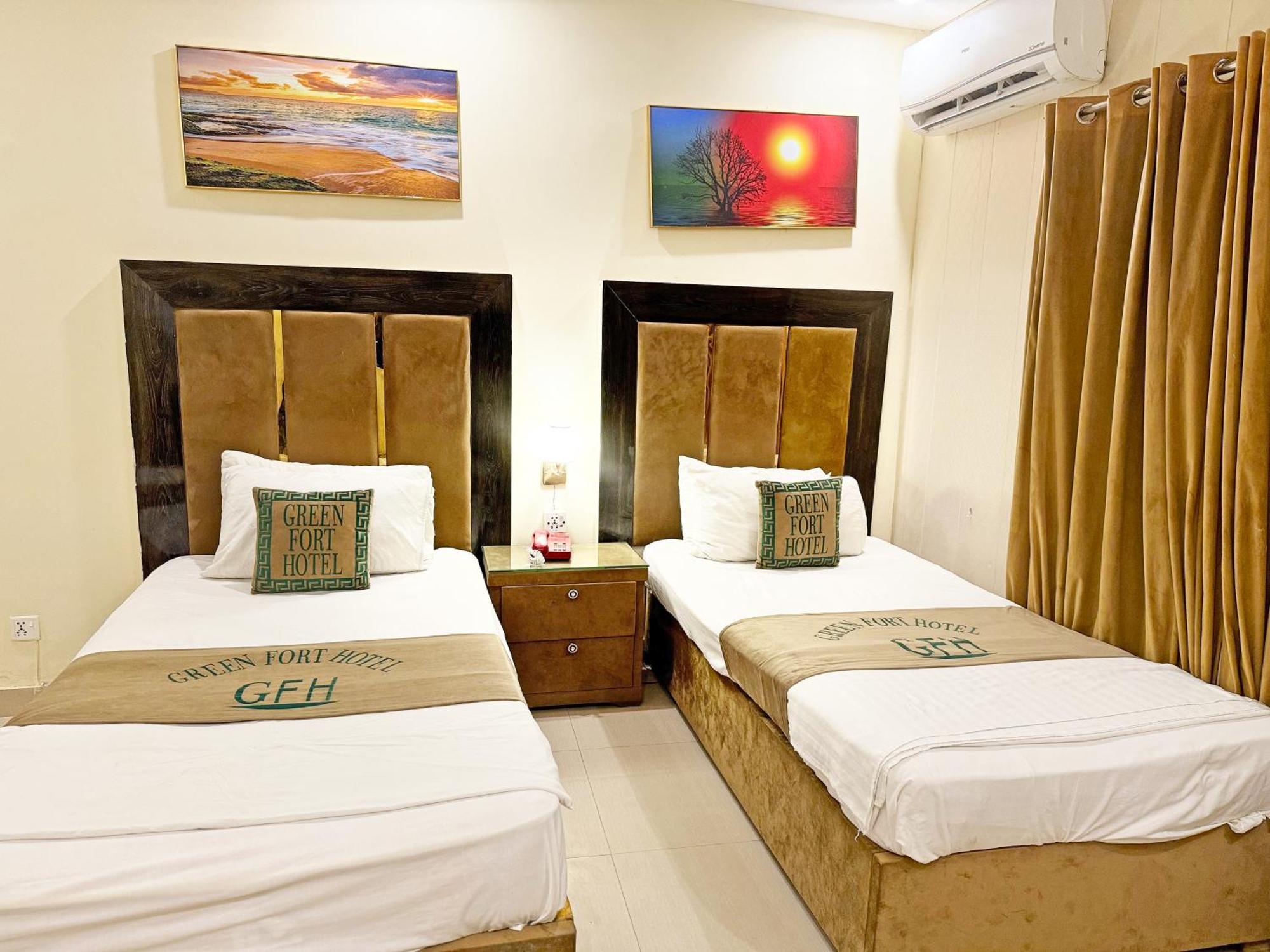 Green Fort Hotel Lahore Buitenkant foto
