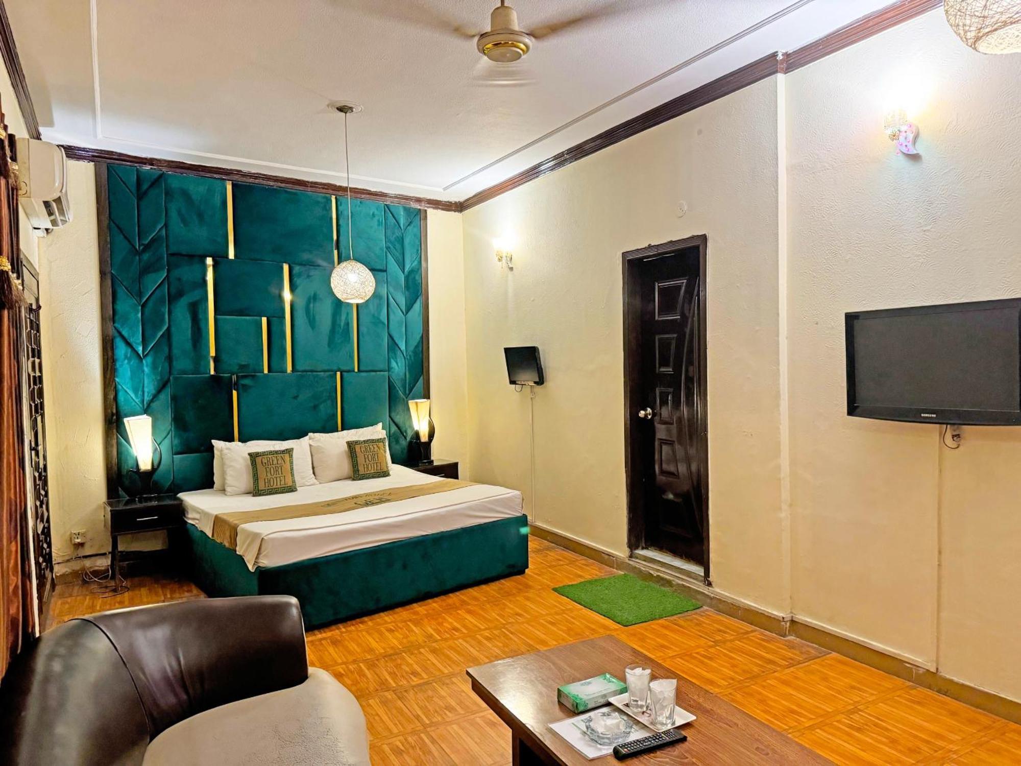 Green Fort Hotel Lahore Buitenkant foto